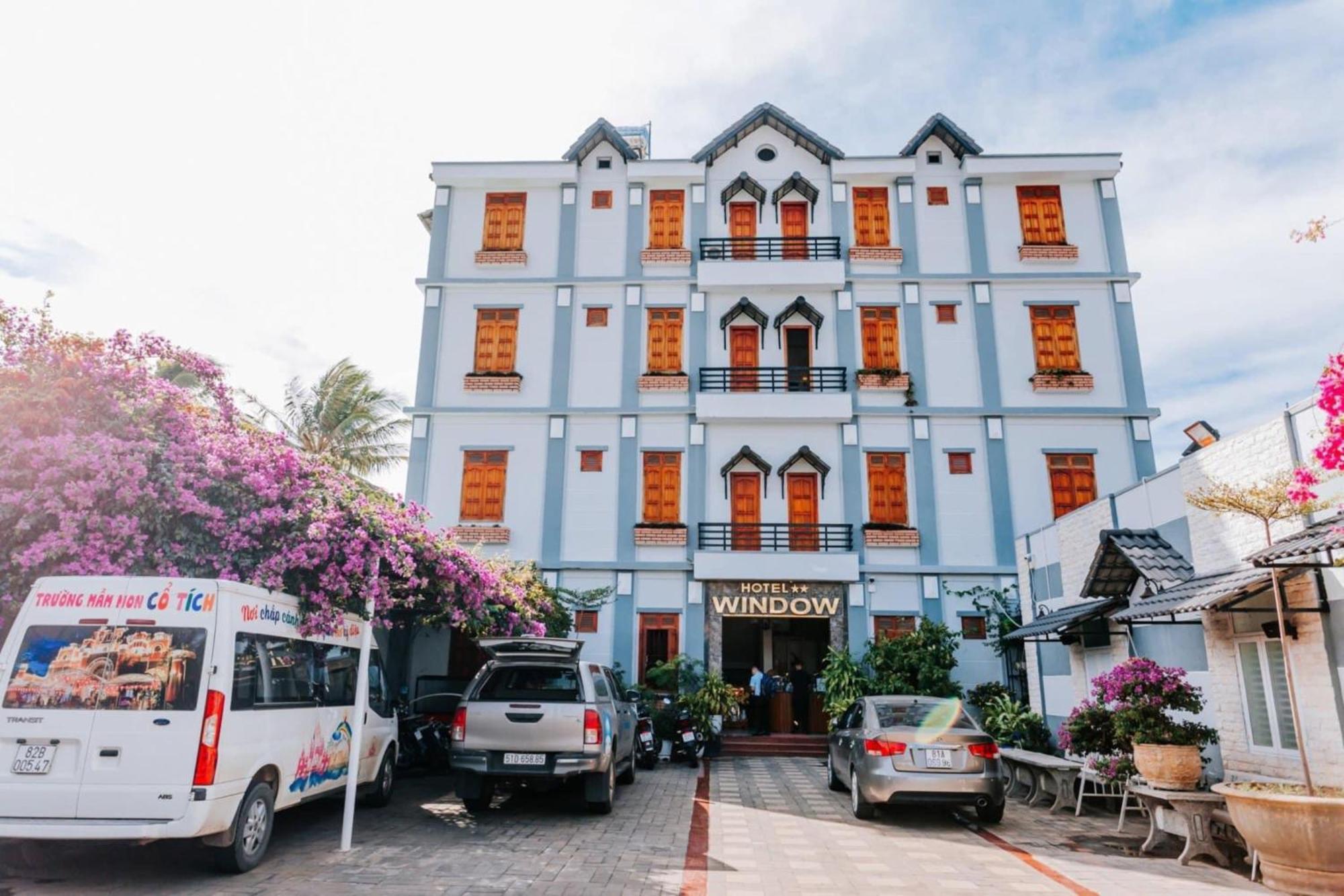 Window Homestay Kon Tum Bagian luar foto